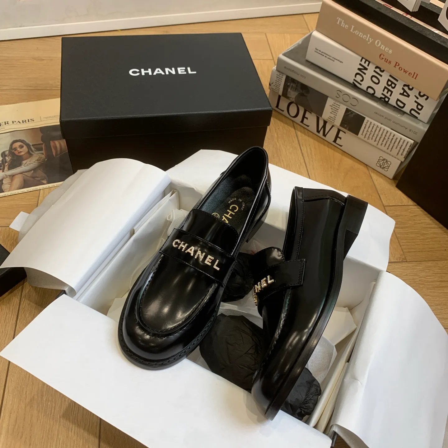 👟👟Ex-factory price 640👟👟 🍀2025 spring and summer new Chanel Chanel small diamond buckle monogram Loaf lazy half-slippers, which can be worn all year round. No matter when you wear them, they are very high-end and durable. When shopping, you can attract attention on the street! Easily travel between commuting and leisure occasions, becoming a carefree fashionable and elegant woman~ Upper: cowhide/butter Lining: lambskin Sole: Italian genuine leather outsole Size: 35-39 (40/41 customized, non-refundable and non-exchangeable 👉